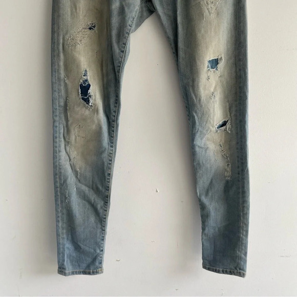 Represent England Worn Distressed Skinny Jeans pale blue 22423 - Picture 9 of 14